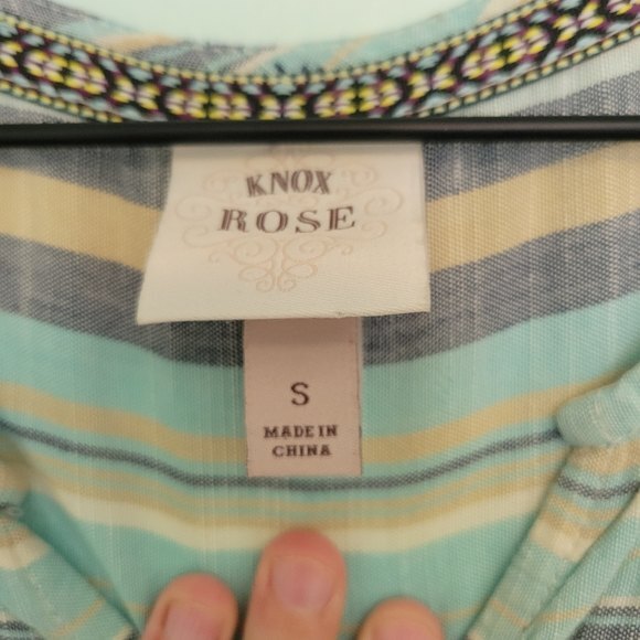 Knox Rose Blue & Cream Stripe Boho Top Size Small - Picture 4 of 5